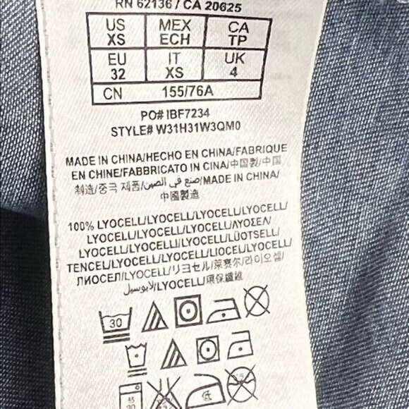 SIZE XS Guess Denim Button Down - Picture 9 of 9